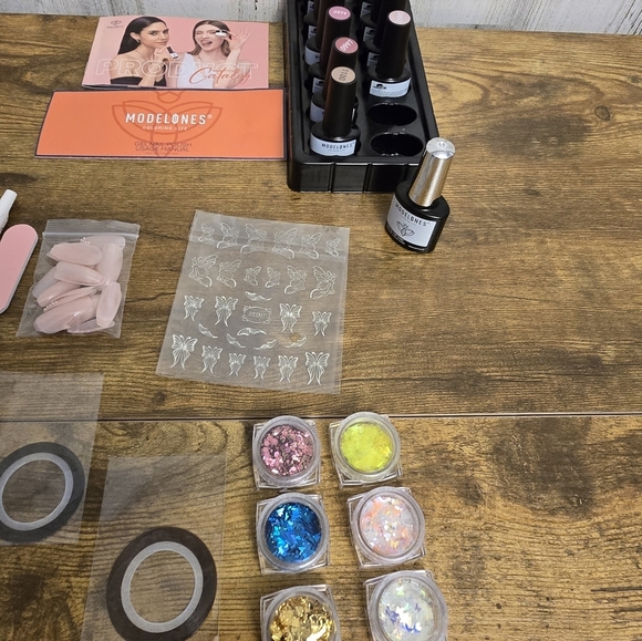 Modelones Nail Gel Polish Set - Multicolor - Picture 2 of 6